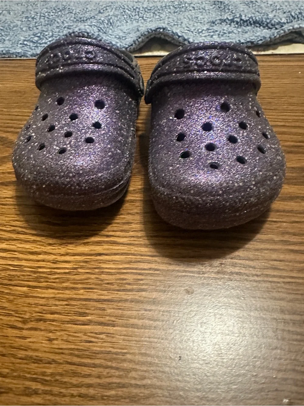 Crocs toddler clog with fur glitter purple size C8